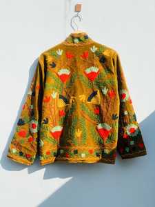Chaqueta de Terciopelo Suzani Hecha a Mano, Estilo Étnico Bohemio, Bordada, para Festivales, Chaqueta Corta Bordada Estilo Boho - Product Image 2