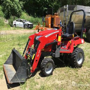 Compre el Tractor Massey Ferguson GC1723E Hoy, Entrega Rápida Disponible, Calidad Premium Garantizada para Trabajos Agrícolas y de Alta Resistencia - Product Image 3