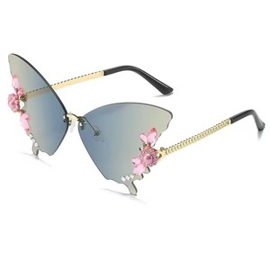 New Luxury Diamond Metal Gold Children Unisex Sunglasses <b>Large</b> <b>Frame</b> Butterfly Fashion Oversized - Product Image 3