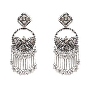 Pendientes Colgantes de Plata Oxidada Estilo Afgano - Joyería de Moda (E3296OX) - Product Image 1