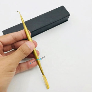 Outil de rehaussement de cils en acier inoxydable plaqué or, outil de rehaussement et de séparation des cils avec peigne - Product Image 2