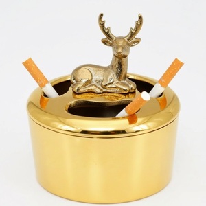 Cendrier de luxe en métal doré en forme de cerf avec couvercle, coupe-vent, en alliage de zinc, vintage, pour table, accessoires de fumeur pour la maison - Product Image 1