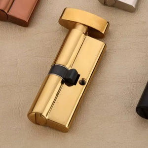 Manija de Privacidad de Latón Sólido de Alta Resistencia de 80 mm con Sistema de Liberación de Emergencia Operado con Monedas para Baños Públicos y Almacenamiento en Oficinas - Product Image 1