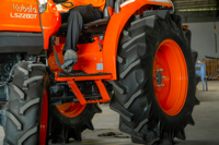 Traktor Pertanian Kubota L 5228 4WD Terlaris Vietnam 2025, Hemat Bahan Bakar, 52HP Diesel, Traktor Roda untuk Pertanian