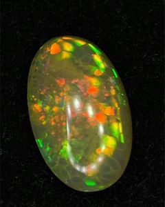 Opale d'Éthiopie naturelle, cabochon, motif nid d'abeille. - Product Image 2