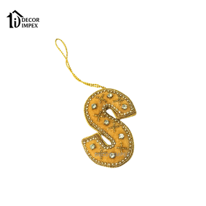 Produit phare : Magnifique et personnalisable, velours perlé Zardosi avec alphabet, idéal pour Noël, mariages et fêtes. - Product Image 2