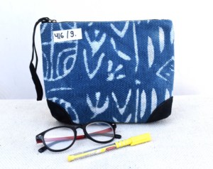 Bolsa de tela ecológica con estampado vintage de moda para mujer, con cremallera, hecha a mano, con forro de algodón individual. - Product Image 3