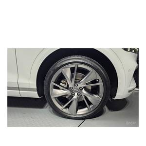 Genesis GV70 2022, 2.2 Diésel, Tracción en las Cuatro Ruedas, Caja de Cambios Automática, Asientos de Cuero, Cámara Trasera, Estándar de Emisiones Euro V, Volante a la Izquierda - 60,172 km - Product Image 5