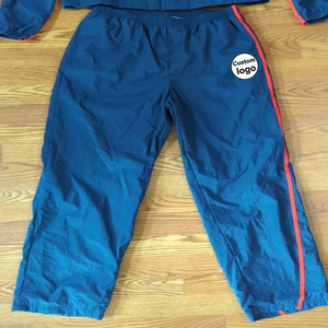 Survêtement respirant personnalisé avec logo, style vintage, RN88387 CA40312, rayures bleues et rouges - Product Image 2