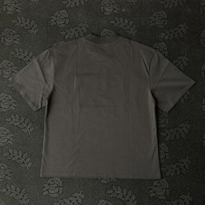 T-shirt à manches courtes unisexe personnalisé de haute qualité 100% coton logo à impression bouffante design uni et solide Option grande taille respirant pour hommes - Product Image 3