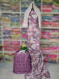Dirac somalien haut de gamme, confectionné en soie fine, décoré de motifs floraux et d'un éclat léger, idéal pour les mariages et les événements élégants. - Product Image 6