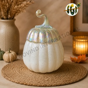 Bols à soupe en verre soufflé à la main en forme de citrouille avec poignée - Pot à bonbons d'automne - Récipient pour fête de Thanksgiving - Compatible micro-ondes et lave-vaisselle - Product Image 2