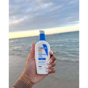 Loción Hidratante Facial CeeraVe AM Premium con SPF 30, Crema de Día Desarrollada por Dermatólogos con Protección Solar e Hidratación - Product Image 3