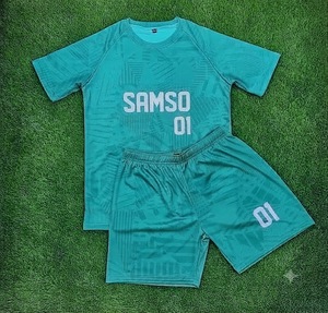 Ensemble de maillots de football pour enfants personnalisés par sublimation, uniforme de football respirant, kit d'entraînement, vêtements en gros OEM ODM - Product Image 3
