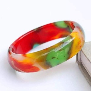 Bracelet artisanal en résine pour femme, fait main, écologique, coloré, style simple – Artisanat artistique fantaisie - Product Image 3