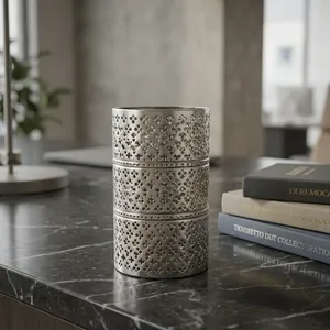 เทียนหอมทรงกระบอกโลหะลายดาวฉลุ สำหรับตกแต่งบ้าน - Product Image 3