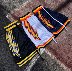 Shorts de basketball pour homme bleu marine avec cordon de serrage, motif éclair jaune-orange, maille respirante, style sportif - Product Image 6