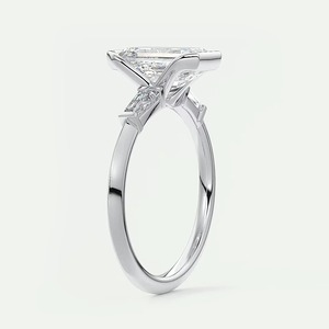 Anillo de Compromiso con Diamante Corte Esmeralda, Oro Blanco de 14k, Certificado IGI, Engaste de Tres Piedras, Estilo Clásico, Joyería Fina para Mujer - Product Image 2