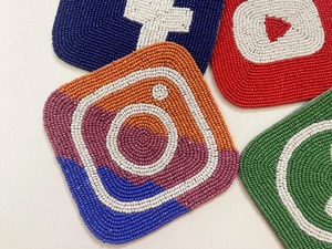 Mini dijes bordados con cuentas de semillas para llaveros, llaveros florales bordados con cuentas de semillas a granel para accesorios de moda - Product Image 2
