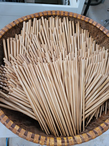 ตะเกียบซูชิไม้ไผ่ธรรมชาติแบบใช้แล้วทิ้งทันสมัย พร้อมบรรจุภัณฑ์กระดาษรักษ์โลก คุณภาพสูงและราคาคุ้มค่า จาก Eco2go เวียดนาม - Product Image 4