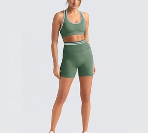 Wholesale Sexy Reversible Yoga Set Short Sleeve <b>Padded</b> Bra <b>Butt</b>-Lifting Short Set - Product Image 1