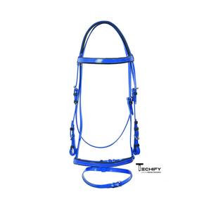 Brida de sillín inglesa bellamente hecha para caballos Snaffle de PVC suave con relleno y riendas a juego Caballos cómodos - Product Image 1