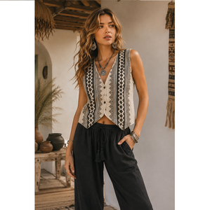 Top bohemio de cáñamo y algodón con estampado de bloques, estilo gitano para mujer, cuello en V, sin mangas, estilo bohemio para fiestas de verano. - Product Image 1