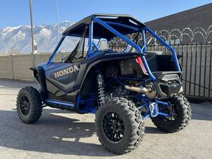 Hot Performance 2023 Hondas Talon 1000X FOX Live-Valve <b>UTV</b> FOR ADULT - Product Image 5