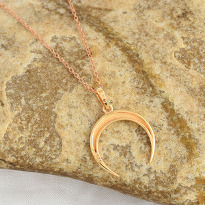 เครื่องประดับเงินแท้ 925 ชุบทอง ชุบโรเดียม ดีไซน์วินเทจ รูปทรงเกือกม้า จี้ห้อยคอ สร้อยคอสวยหรูสำหรับผู้หญิง - Product Image 6