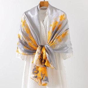 Nouveauté : Écharpes en satin de haute qualité en vente en ligne, écharpes en satin contrastées, écharpes en satin de qualité supérieure - Product Image 4