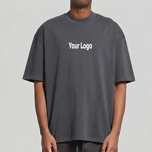 T-shirt pour homme confectionné en tissu respirant de qualité supérieure, offrant un confort durable, un style élégant et des performances robustes. Avec OEM. - Product Image 1