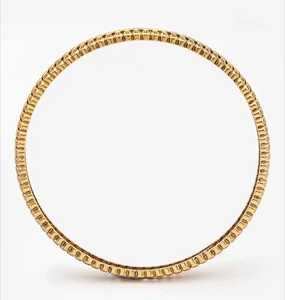 Bracelet en laiton classique pour femme, fabrication artisanale, style traditionnel, de la marque MN EXPORTS - Product Image 5