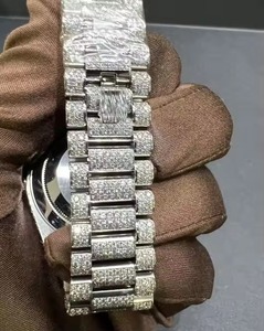 Montre de luxe pour homme avec diamants glacés, boîtier en acier inoxydable 36 mm, affichage analogique de la date, verre saphir, mouvement mécanique - Product Image 3