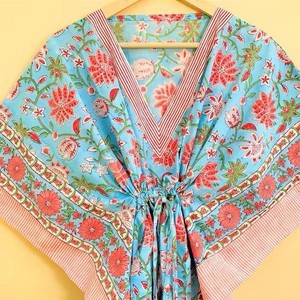 Robe kimono pour femme à imprimé floral, coupe ample, longueur intégrale, viscose et coton, vêtements de détente d'été, manches trois quarts, sans col - Product Image 2