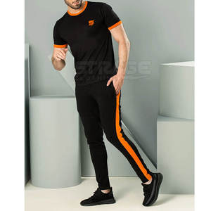 Conjunto Deportivo para Hombre de Dos Piezas: Camiseta de Algodón Transpirable con Ribete Naranja y Bolsillo en el Pecho, y Pantalones Deportivos - Product Image 2