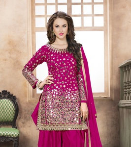 Costume Salwar Moderne Semi-Couture en Soie Tapeta Brodé pour Femme - Idéal pour les Fêtes, Mariages et Diwali - Product Image 6