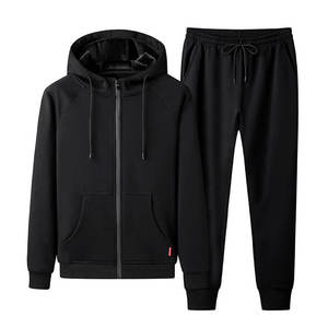 Conjunto deportivo de algodón de alta calidad Innovears para hombre, chándal con capucha y pantalones jogger con logo personalizado. - Product Image 2