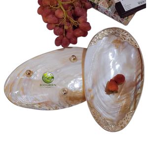 Assiette de service en coquillage naturel de qualité supérieure, faite à la main, en coquille de nacre, pour la présentation des fruits de mer - Product Image 2