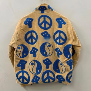 Chaqueta corta de invierno Suzani de terciopelo Abrigo bordado con símbolos de setas Festival Chaqueta hippie - Product Image 2