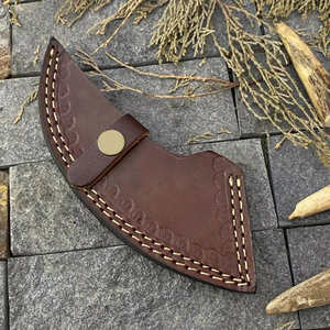 Hache à pizza Viking en acier Damas industriel, fabriquée à la main par une usine OEM, avec manche en bois, sur mesure, pour le camping, la chasse et la découpe de pizza en extérieur - Product Image 4