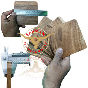 Sous-verres carrés en bois d'acacia véritable, fabriqués à la main, de qualité supérieure, pour la table et la décoration de la maison, à prix avantageux. - Product Image 6