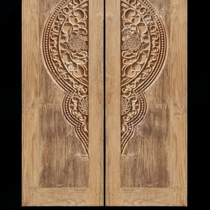 ประตูไม้แกะสลักลายดอกไม้แมนดาลาสุดหรู งานฝีมือประณีต บานเลื่อนคู่ กันลม ตกแต่งทางเข้าบ้านสไตล์โมเดิร์น - Product Image 4