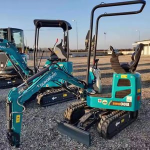 Excavadora Usada Versátil de 3 Toneladas, Color Amarillo, con Brazo Desplazable y Cabina con Amplia Visibilidad para Trabajos de Infraestructura en Espacios Reducidos - Product Image 1