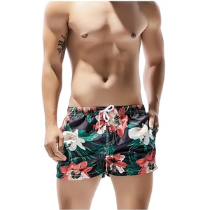 OEM Vente en gros Short de plage loisirs pour hommes de haute qualité Pantalon respirant imprimé avec cordon de serrage au prix d'usine - Product Image 4