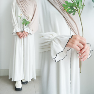 Vestido Abaya Casual Maxi para Mujer, con Tela de Chifón Tejida Transpirable, Cuello Redondo, Corte Holgado y Pliegues con Botones - Product Image 3