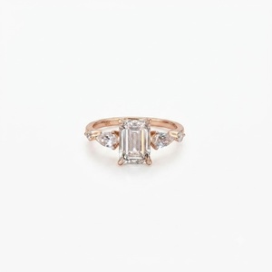 Anillo de Boda de Diamantes Cultivados en Laboratorio con Corte Esmeralda y Pera, Oro Sólido de 10K, 14K, 18K, Certificado IGI, Anillo de Cinco Diamantes - Product Image 1