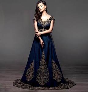 Elegante Vestido Caftán de Diseñador para Mujer, Traje de Boda Pakistaní, Hermoso Caftán Adornado con Cuentas de Cristal y Pedrería - Product Image 6