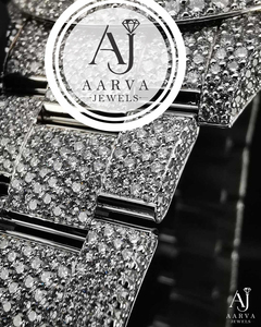 Montre habillée mécanique en acier inoxydable avec cadran en cristal et pierres précieuses, bracelet de 18 mm, aspect diamant - Product Image 3