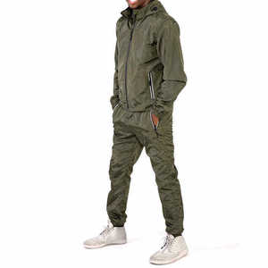 Regular Fit Breathable Waterproof Training Windbreaker Tracksuits Set For Men Wholesale Premium Quality Men Windbreaker <b>suit</b> - Product Image 4