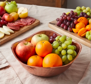 Bol en cuivre martelé fait main, design minimaliste, bol de service en métal non revêtu, idéal pour offrir et pour la cuisine - Product Image 4